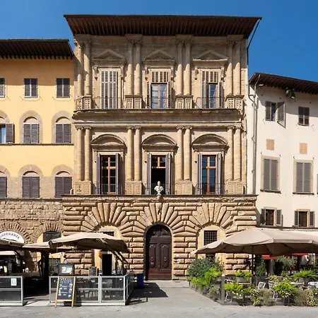 - Piazza Signoria